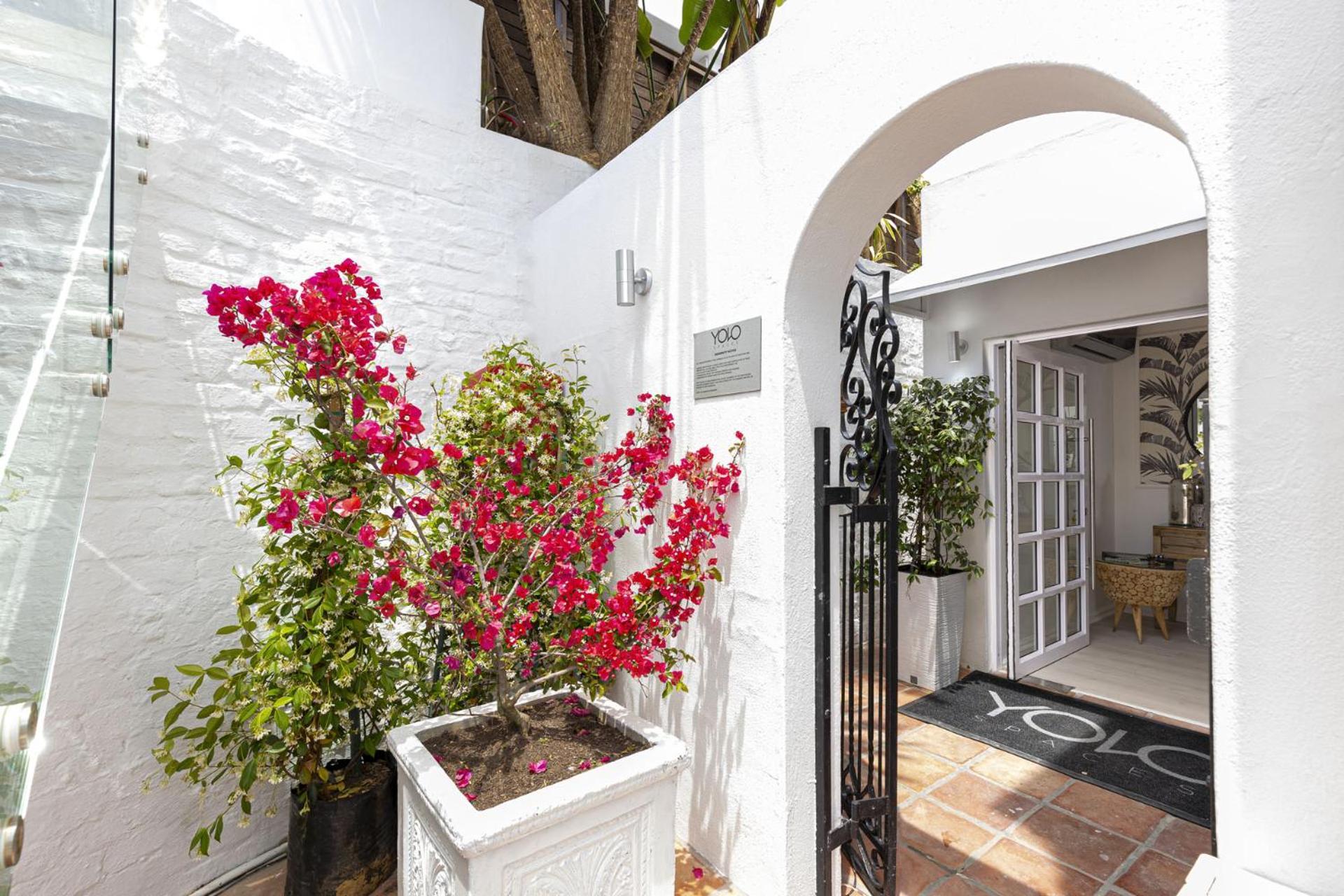 Clifton Yolo Spaces - Clifton Beachfront Apartments Cape Town Luaran gambar